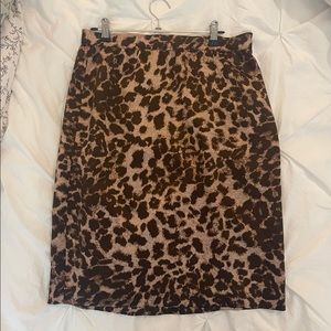 Club Monaco leopard print skirt size 6 $45